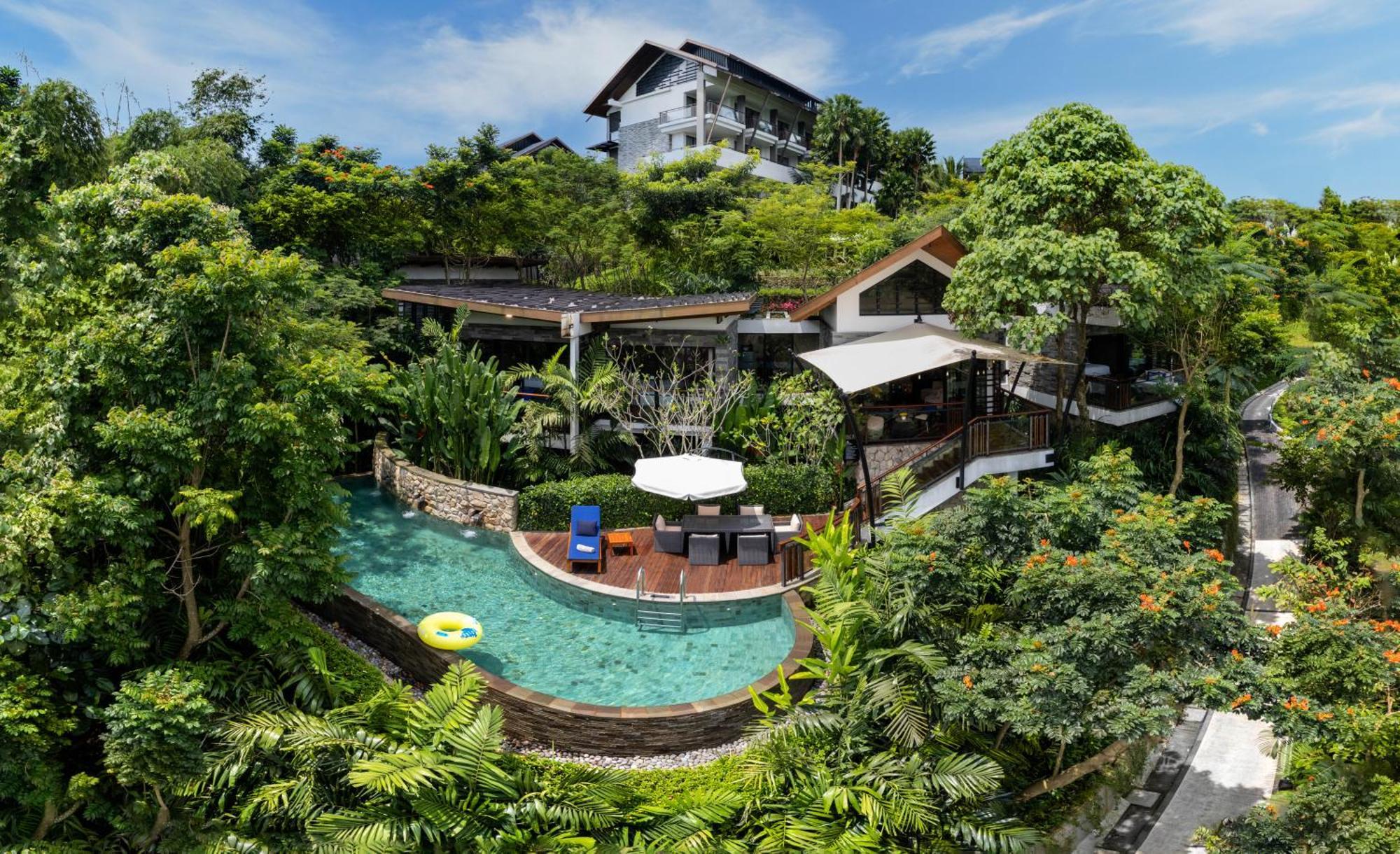 Pullman Ciawi Vimala Hills Hotel 5*