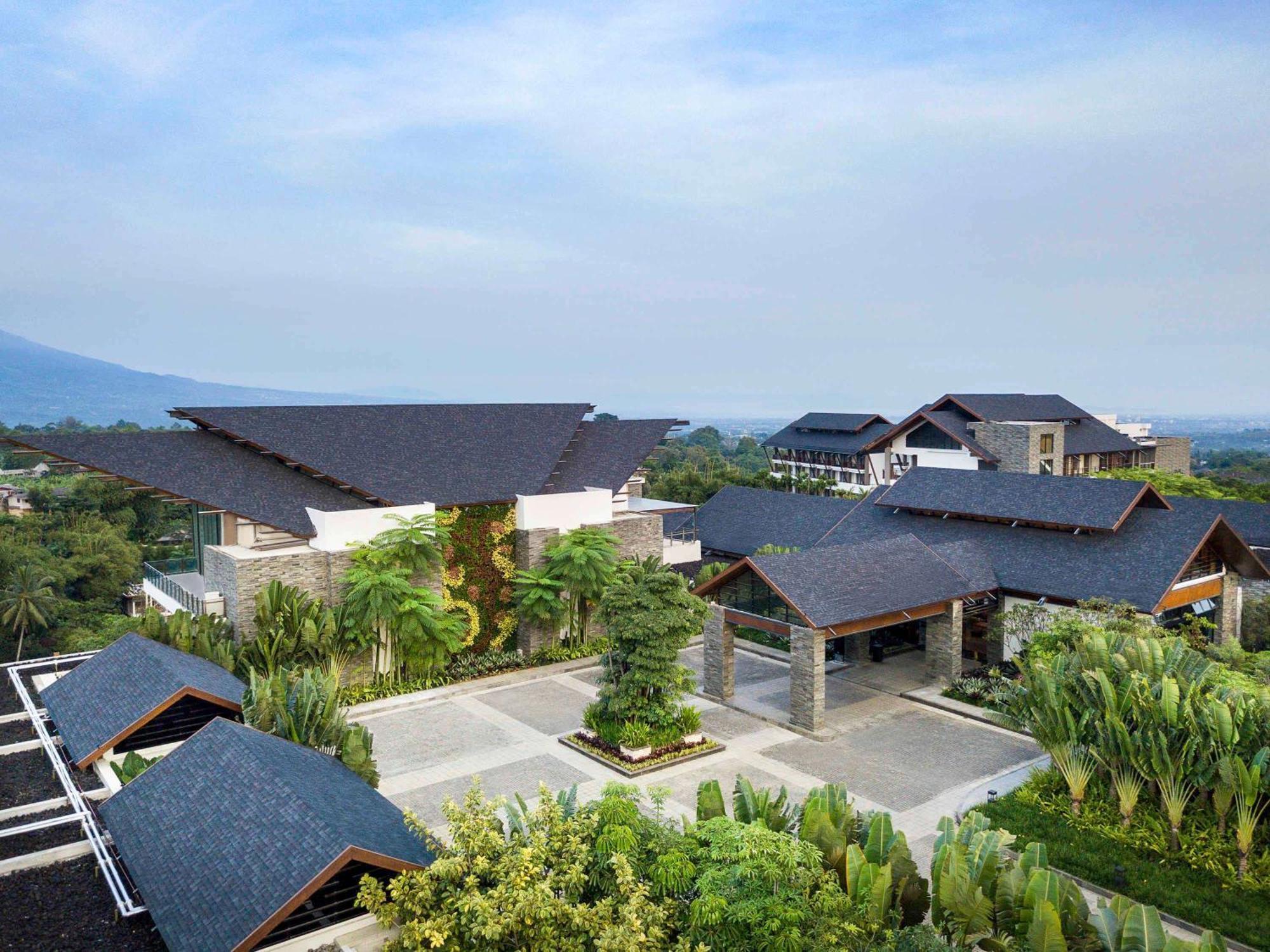 Pullman Ciawi Vimala Hills Hotel