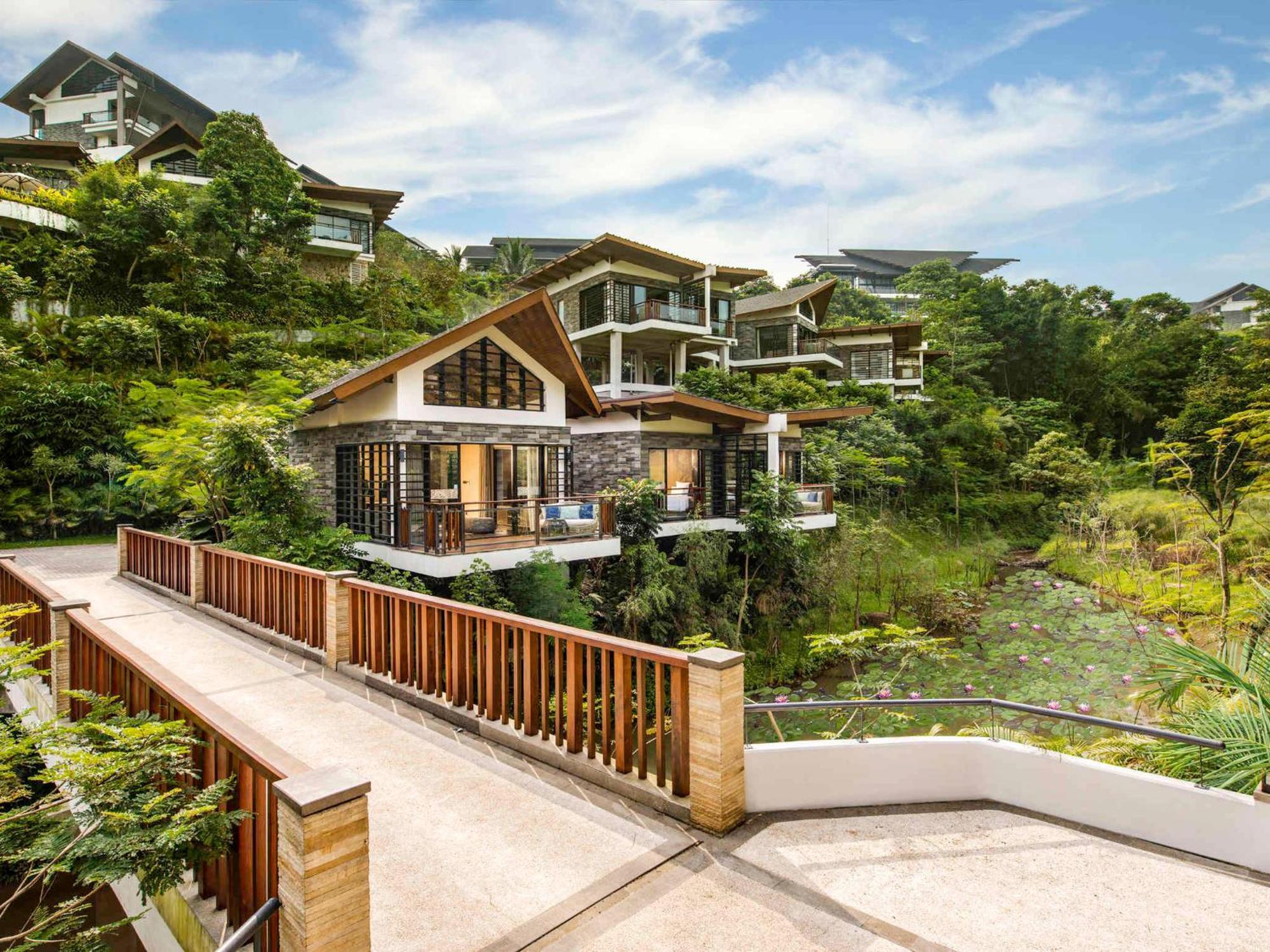 Pullman Ciawi Vimala Hills Hotel 5*